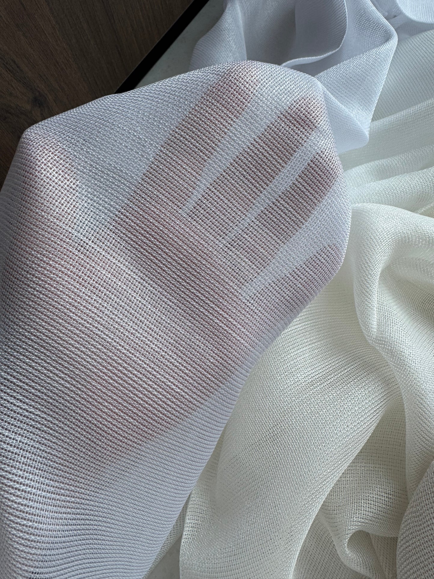 Dieninė užuolaida SARA, aukštis 320cm.