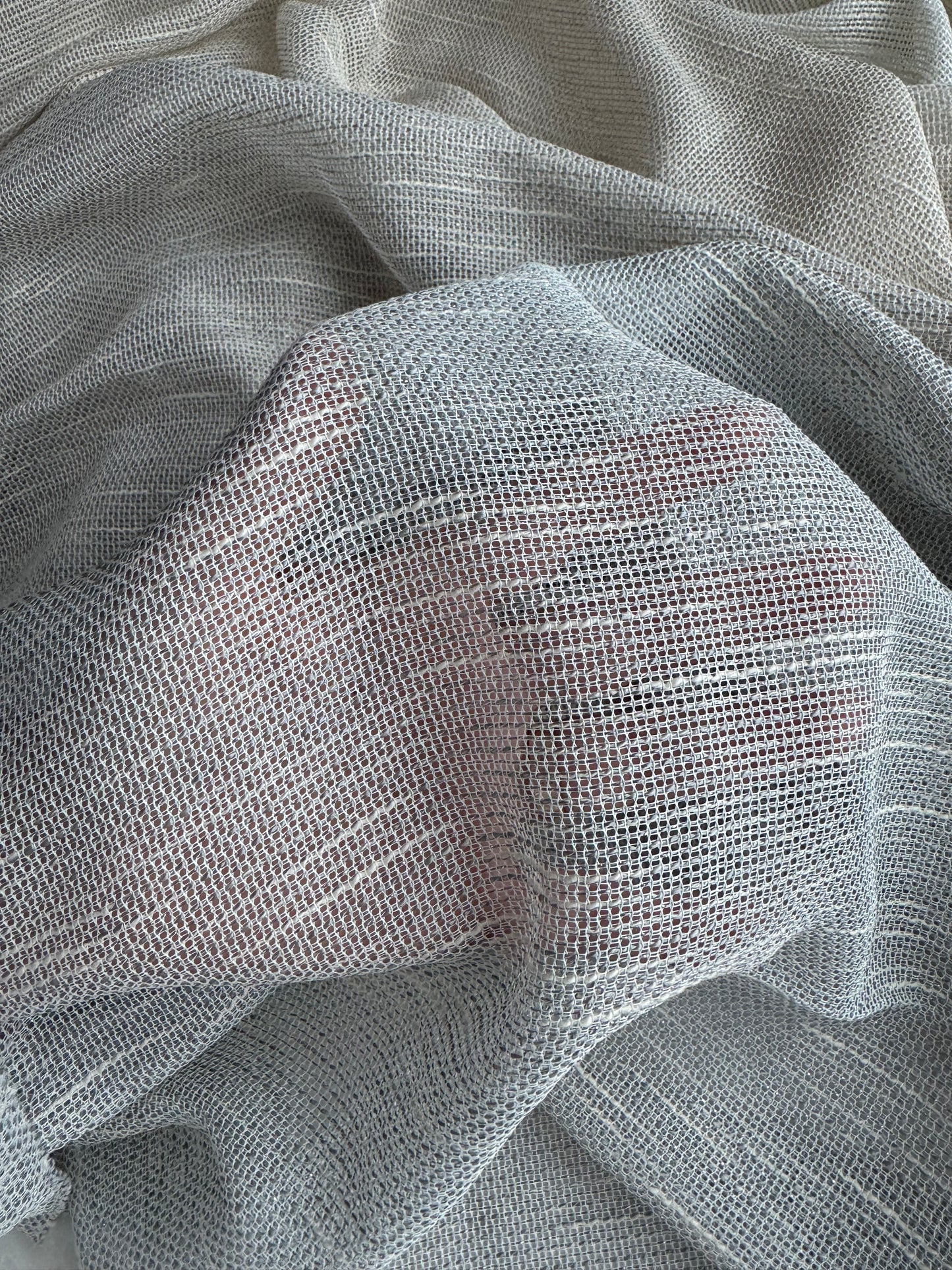 Dieninė užuolaida SALDA, aukštis 330cm.