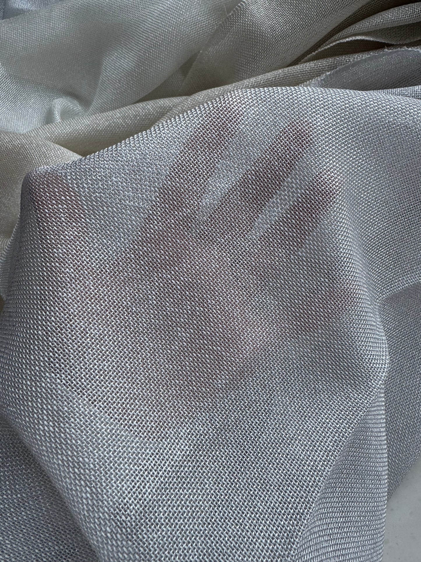 Dieninė užuolaida DIAMOND, aukštis 330cm.