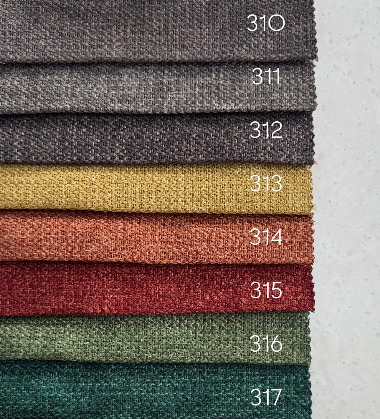 NOOR blackout curtain, height 310cm.