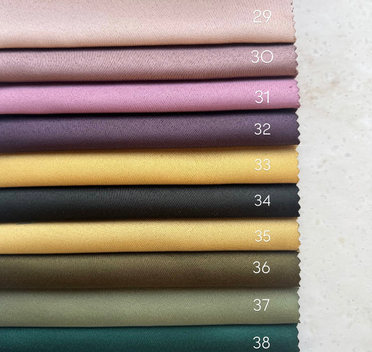 LYLA blackout curtain, 320cm high.