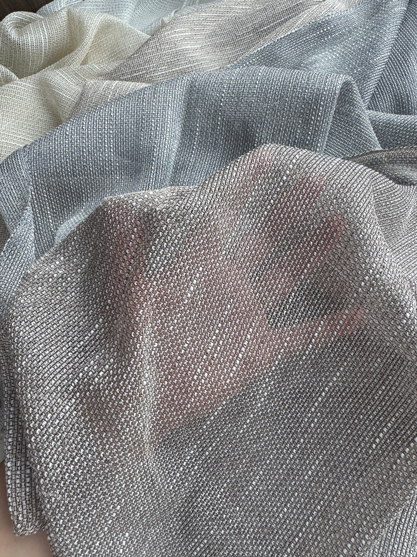 Dieninė užuolaida MILO, aukštis 295cm.